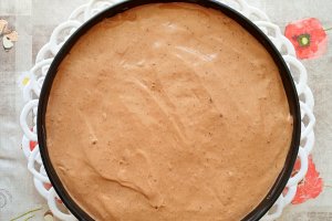 Desert tort cu mure si ciocolata
