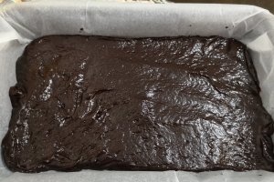 Desert brownie cu mascarpone si piure de dovleac