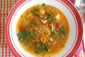 Ciorba de legume, cu varza acra