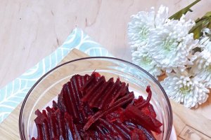 Reteta de salata de sfecla rosie la borcan