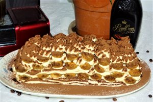 Desert Tiramisu cu cafea espresso