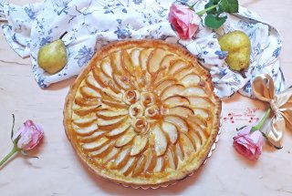 Desert tarta frangipane cu pere