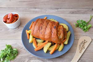 Rulada de purcel cu sos barbeque la Multicooker Crock Pot Express