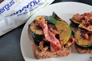 Dovlecei sotati cu pancetta si sos pesto
