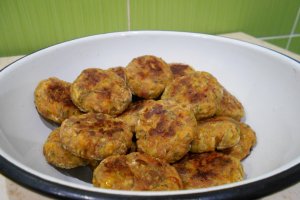 Chiftele din carne de porc, la cuptor