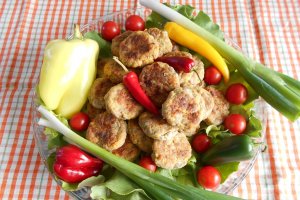 Chiftele din carne de porc, la cuptor