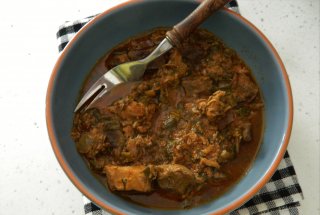 Mancare greceasca de miel capama) gatita la slow cooker Crock Pot
