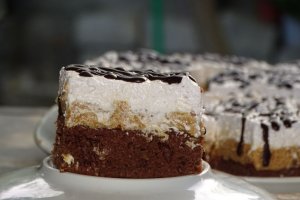 Desert prajitura cu migdale, lamaie si altele