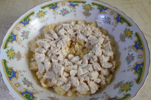 Aperitiv rece din piept de pui, maioneza si cartofi