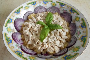 Aperitiv rece din piept de pui, maioneza si cartofi