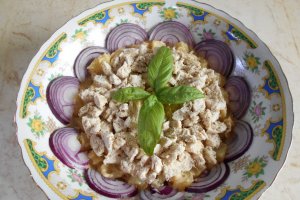 Aperitiv rece din piept de pui, maioneza si cartofi