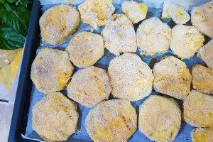 Vinete cu chorizo si parmezan la cuptor