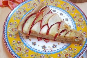 Desert tarta trandafir cu mere