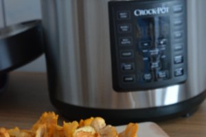 Supa crema de galbiori, gatita la Multicookerul Crock-Pot Express cu gatire sub presiune