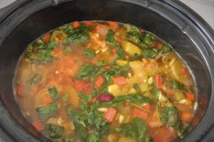 Supa minestrone la slow cooker Crock Pot