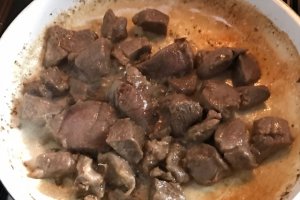 Berbecut cu gutui in stil grecesc gatit la slow cooker Crock Pot