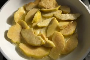 Berbecut cu gutui in stil grecesc gatit la slow cooker Crock Pot