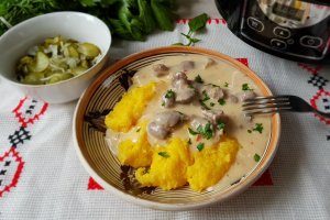 Tocanita de pipote la slow cooker Crock Pot