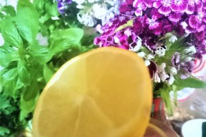Ciorba cu broccoli, costita afumata si linte la slow cooker Crock Pot