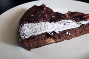 Desert prajitura cu ciocolata, banana si piureu de dovleac (fara gluten)