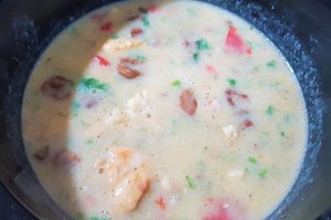 Papricas cu piept de pui si galbiori la slow cooker Crock Pot