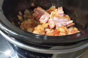 Fasole frecata la slow cooker Crock Pot