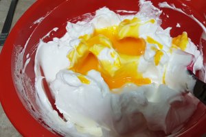 Tort cu crema de mascarpone si ciocolata - Desert delicios si aromat