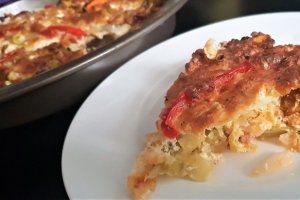 Aperitiv placinta de varza cu bacon si mozzarella