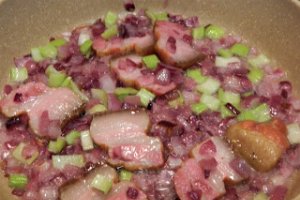 Iahnie de fasole cu bacon