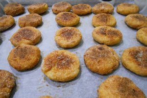 Chiftelute din piept de pui la cuptor, cu pilaf de orez