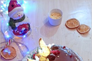 Desert tort cu portocale si ciocolata