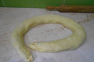 Desert invartita moldoveneasca de post, cu mere si stafide
