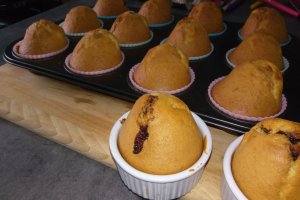 Desert briose umplute cu dulceata