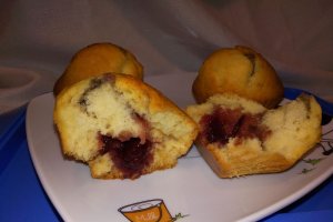 Desert briose umplute cu dulceata
