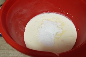 Desert tort de ciocolata cu crema de mascarpone