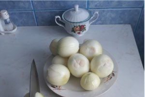 Mancarica rece cu limba si masline