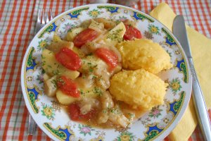 Tocanita de cartofi, cu ardei copti