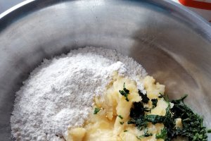 Maakouda a la chakchouka