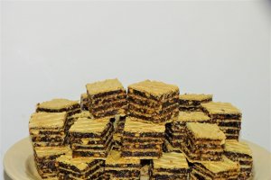 Desert prajitura cu foi de napolitana