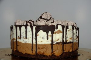 Desert tort cheesecake Tuxedo
