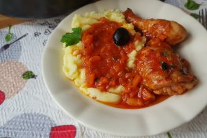 Pui cacciatora sau pui in stil vanatoresc