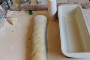 Desert Babka cu dulceata de lapte si fistic