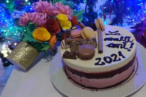 Desert tort cu zmeura si whisky
