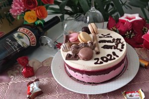 Desert tort cu zmeura si whisky