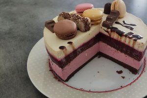 Desert tort cu zmeura si whisky