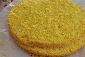 Desert tort cu fructe si aroma de cocos