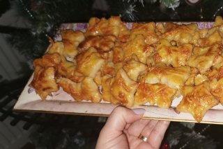 Aperitiv saratele cu branza