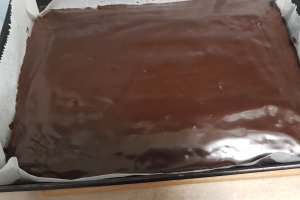 Desert negresa cu cafea si migdale