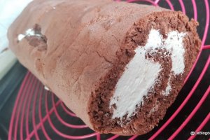 Desert buturuga cu ciocolata si crema de castane (fara gluten, low carb)