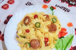 Tagliatelle cu chorizo